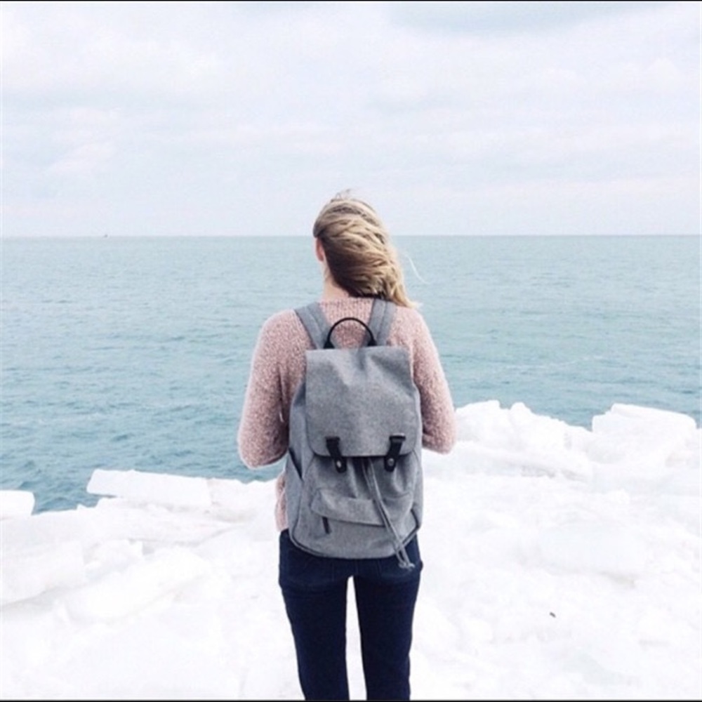 The modern snap backpack